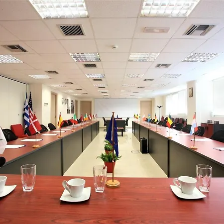 Aparthotel Gk Airport - Free Shuttle By Gk 3*