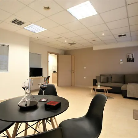 Gk Airport - Free Shuttle By Gk Hotel apartamentowy